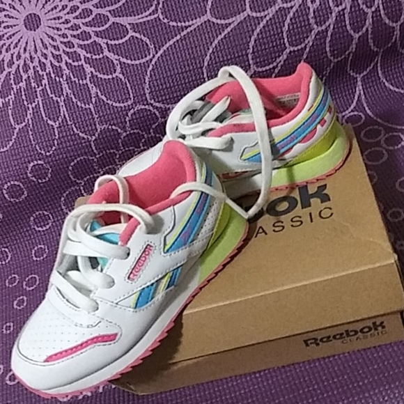 REEBOX CLASSIC - Picture 4 of 8